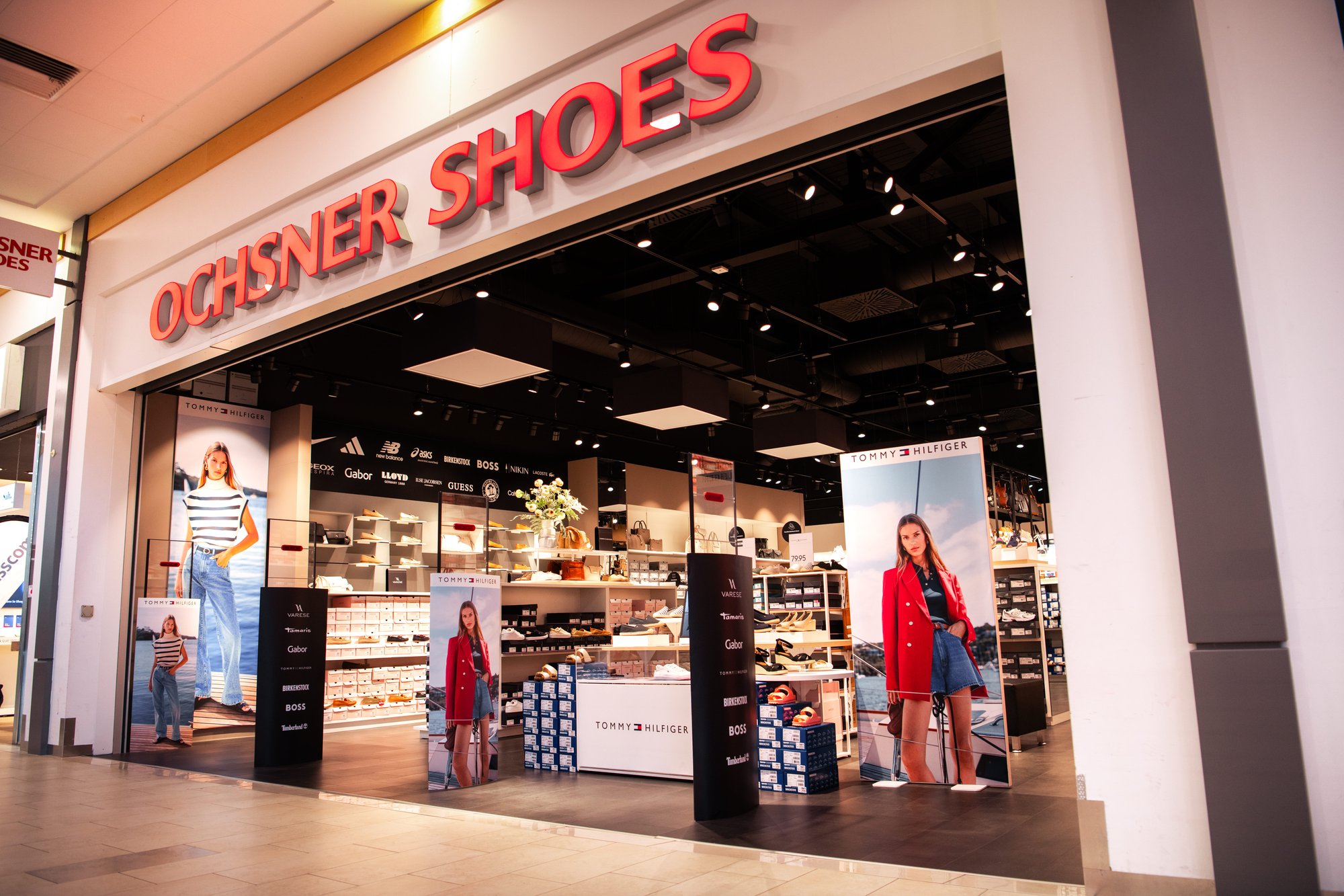Ochsner Shoes Outside Monthey