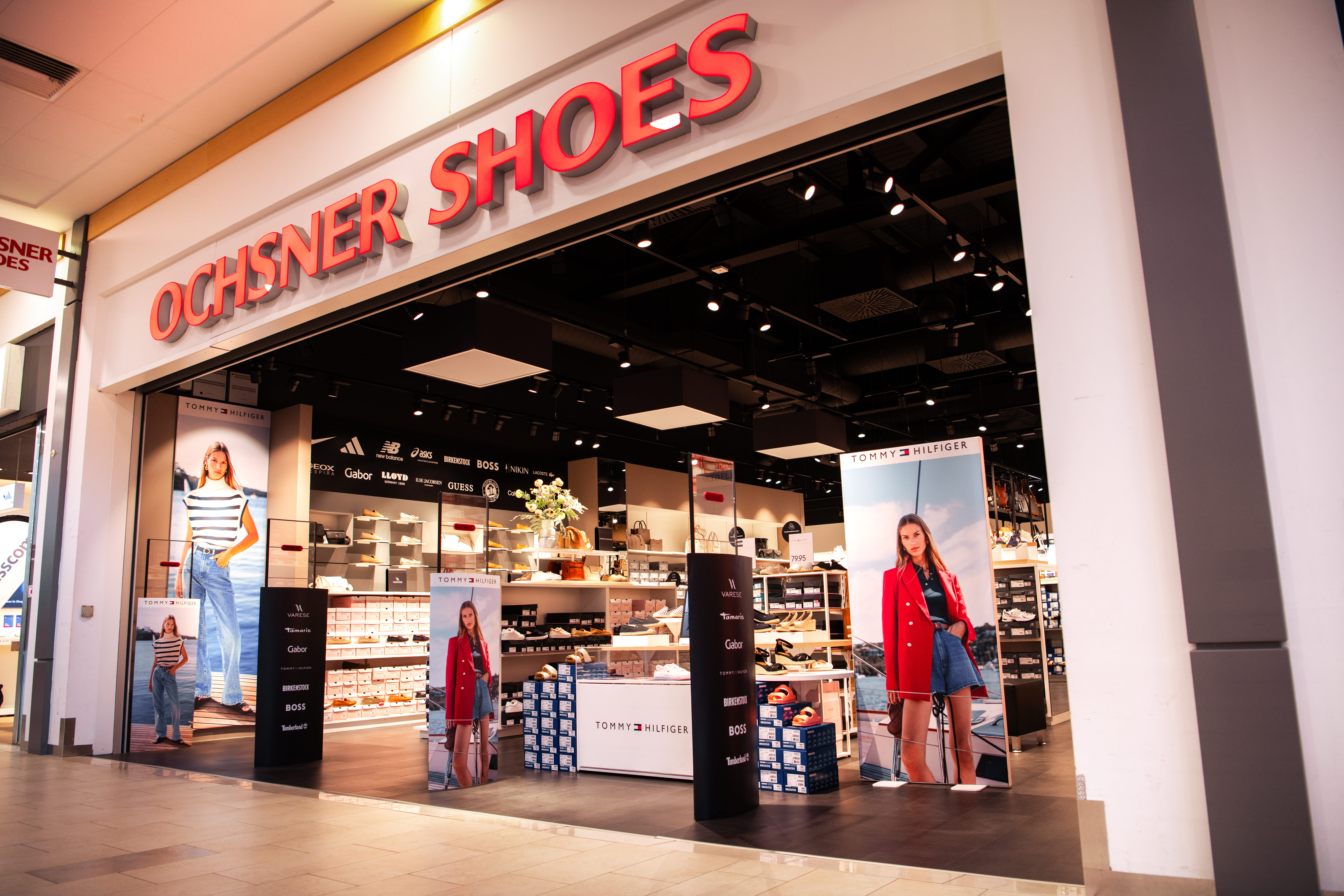 Ochsner Shoes Outside Monthey