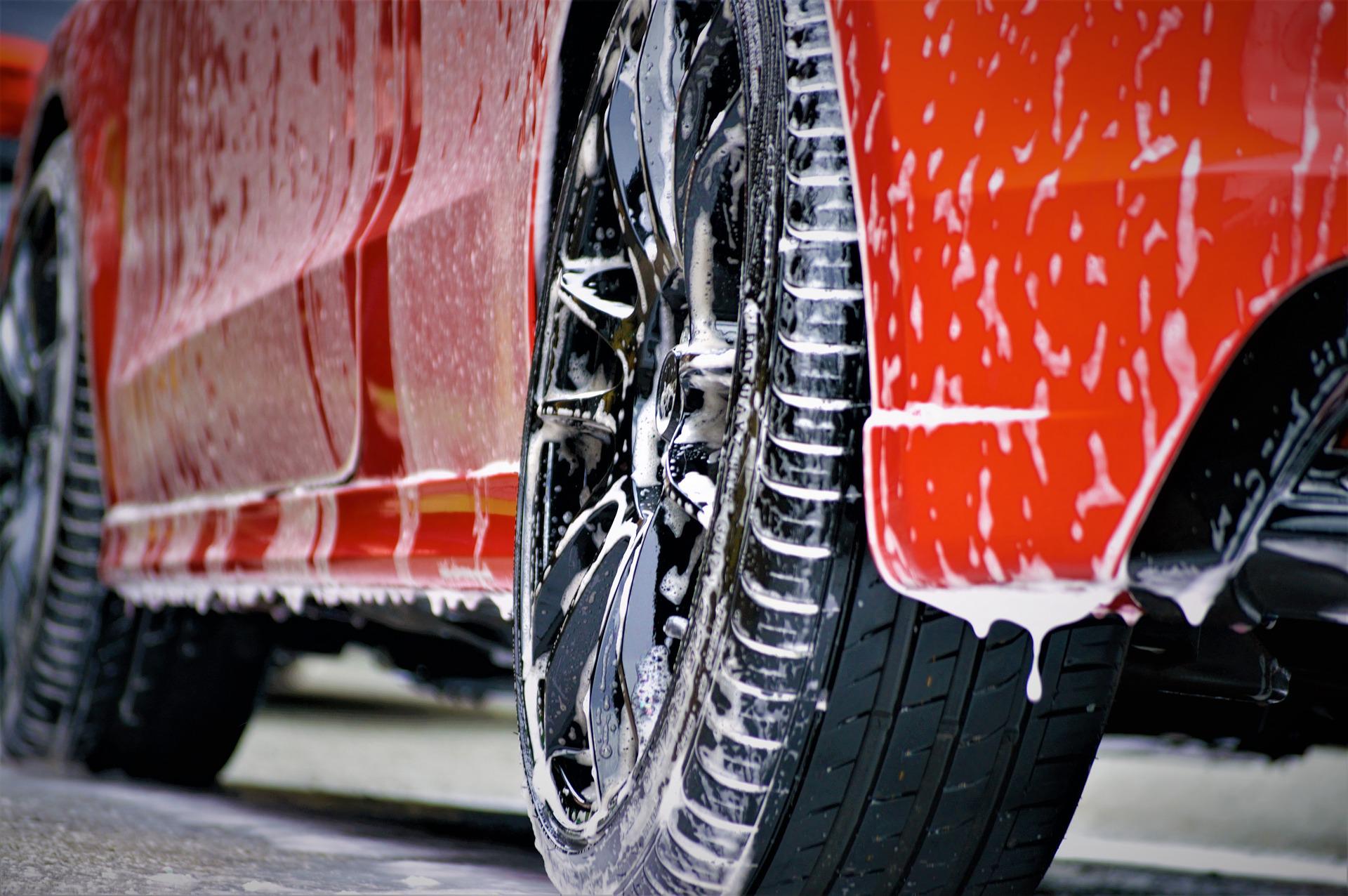 car-wash-g624e8f3fc_1920